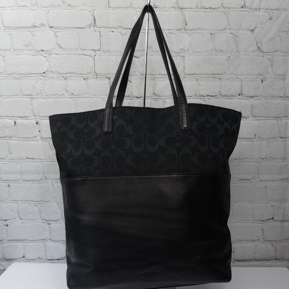 COACH Legacy Signature Turn-Lock Tote | Black